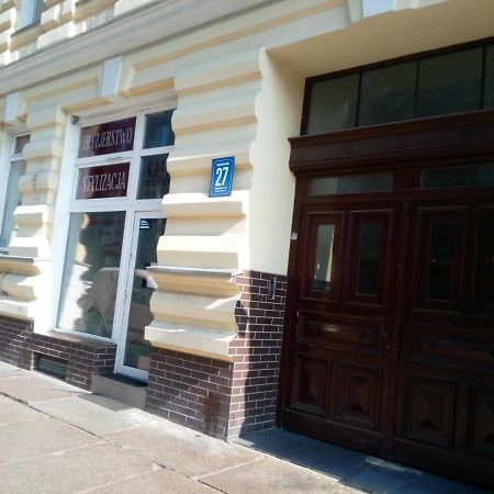Hostel Tulip - pokój nr 8 ze wspólną łazienką i kuchnią Estetino Exterior foto